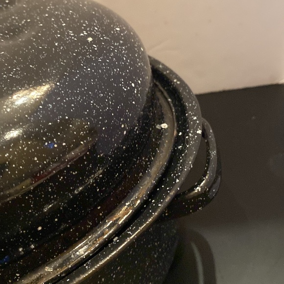 VTG enamelware black speckled oval lidded 16 inch roasting pan - Picture 3 of 12